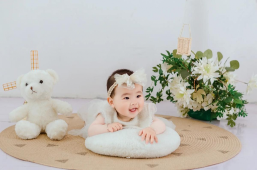 宣汉宝宝多久会抬头